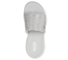 Martha Stewart: Massage Fit Edge - Radiance | Skechers Women