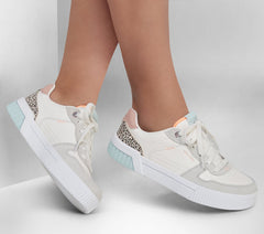 Jade - Feline Instinct Shoes | Skechers Women