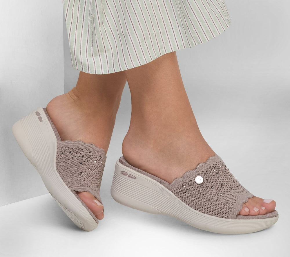 Martha Stewart: Pier-Lite - Light Essence | Skechers Women