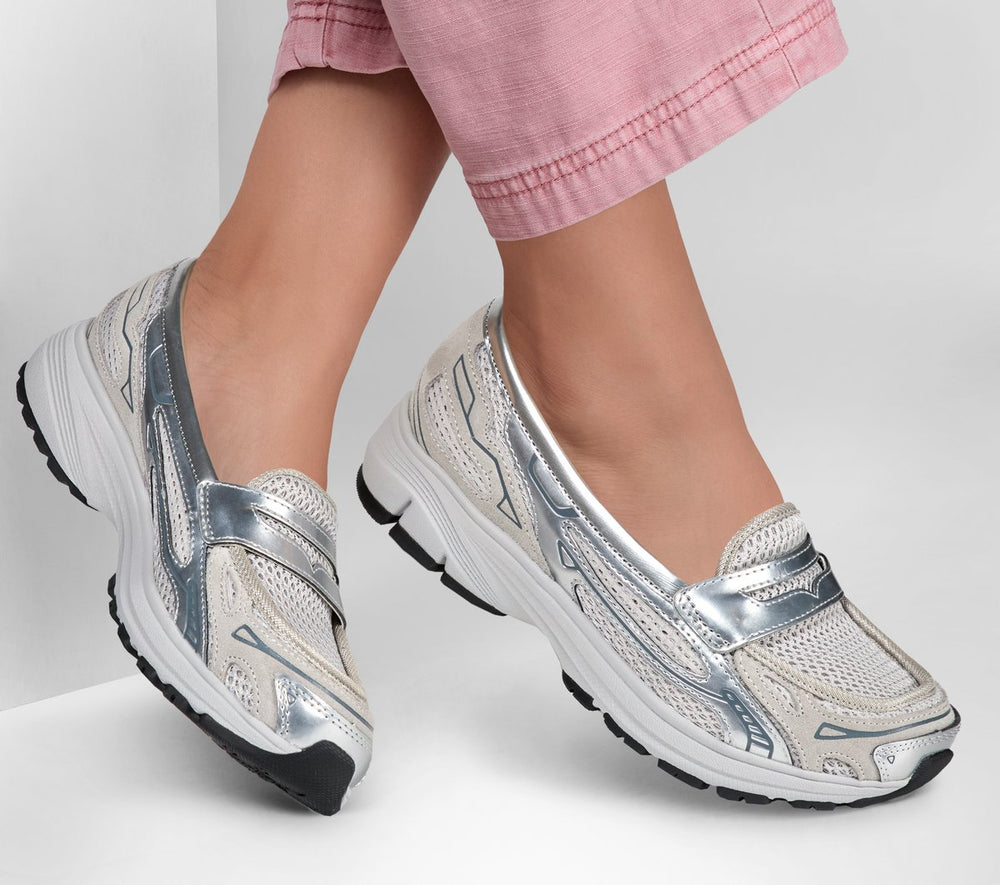 Var-City Shoes | Skechers Women