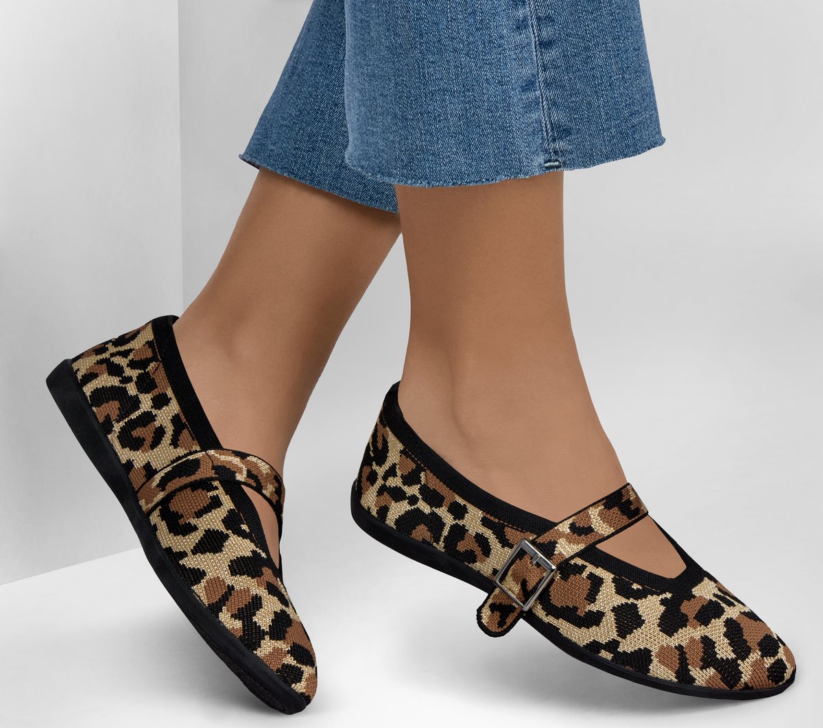 Cleo Walk - Runway Hit Shoes | Skechers Women