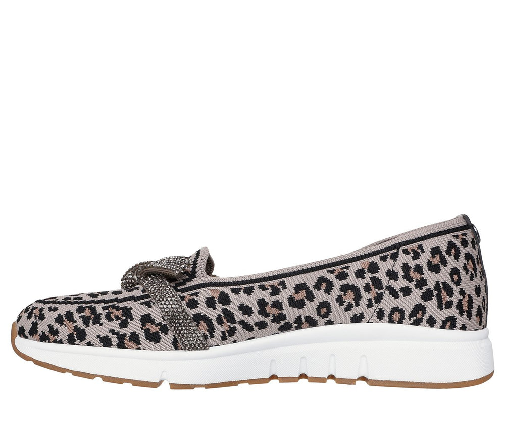 Martha Stewart: Arch Fit Living | Skechers Women