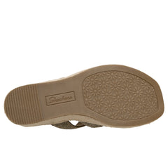 Martha Stewart:Iris - Unstoppable | Skechers