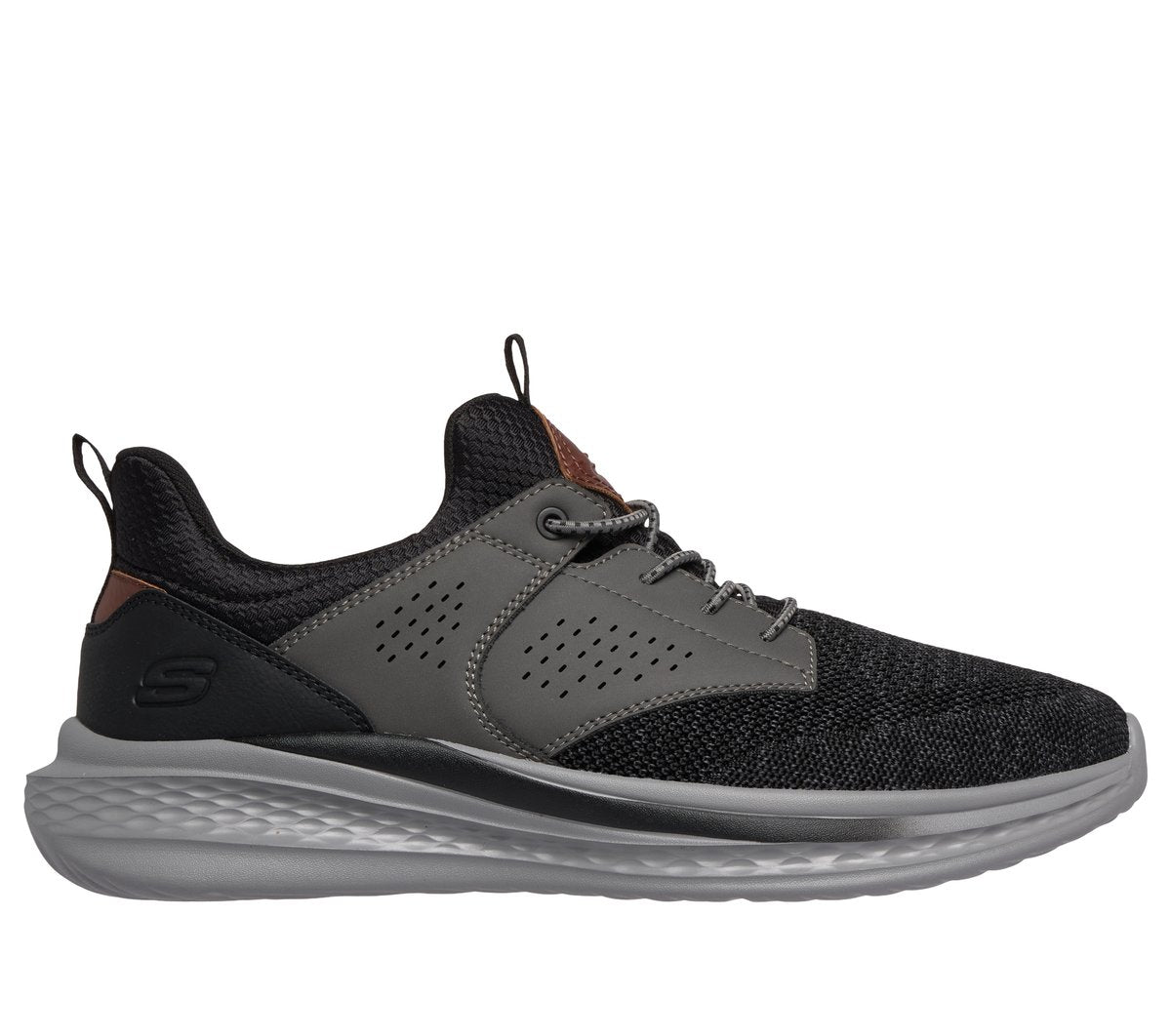 Relaxed Fit: Slade - Breyer Shoes | Skechers Men