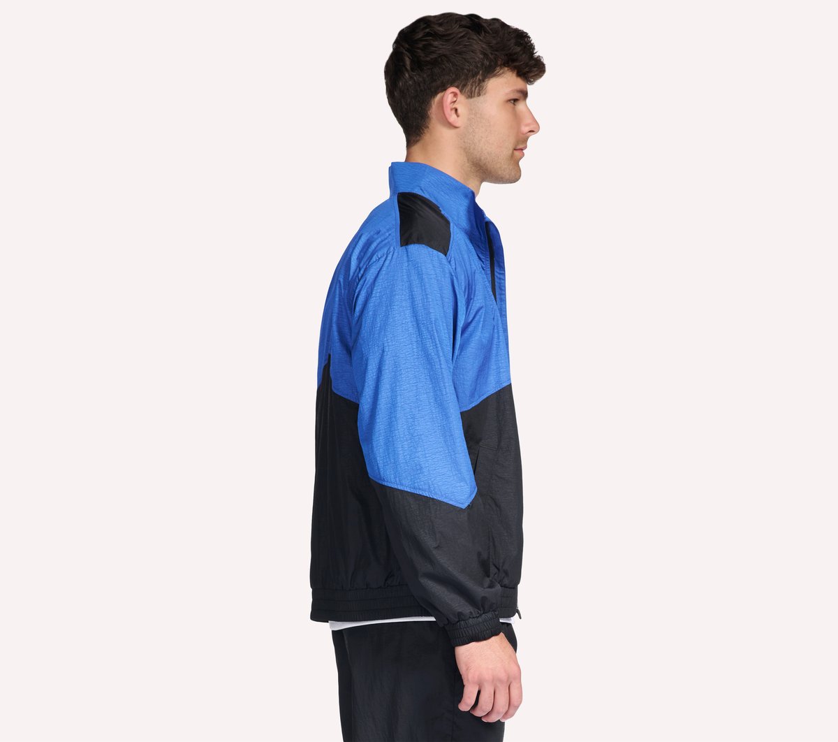 GO SHIELD Pace Jacket | Skechers Men