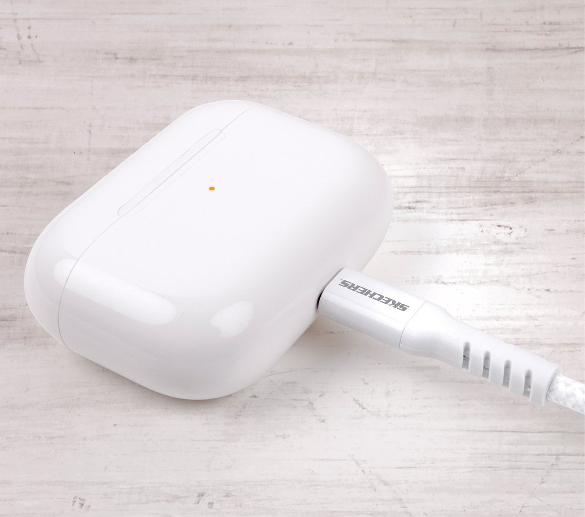 Lightning to USB-C Charging Cable | Skechers
